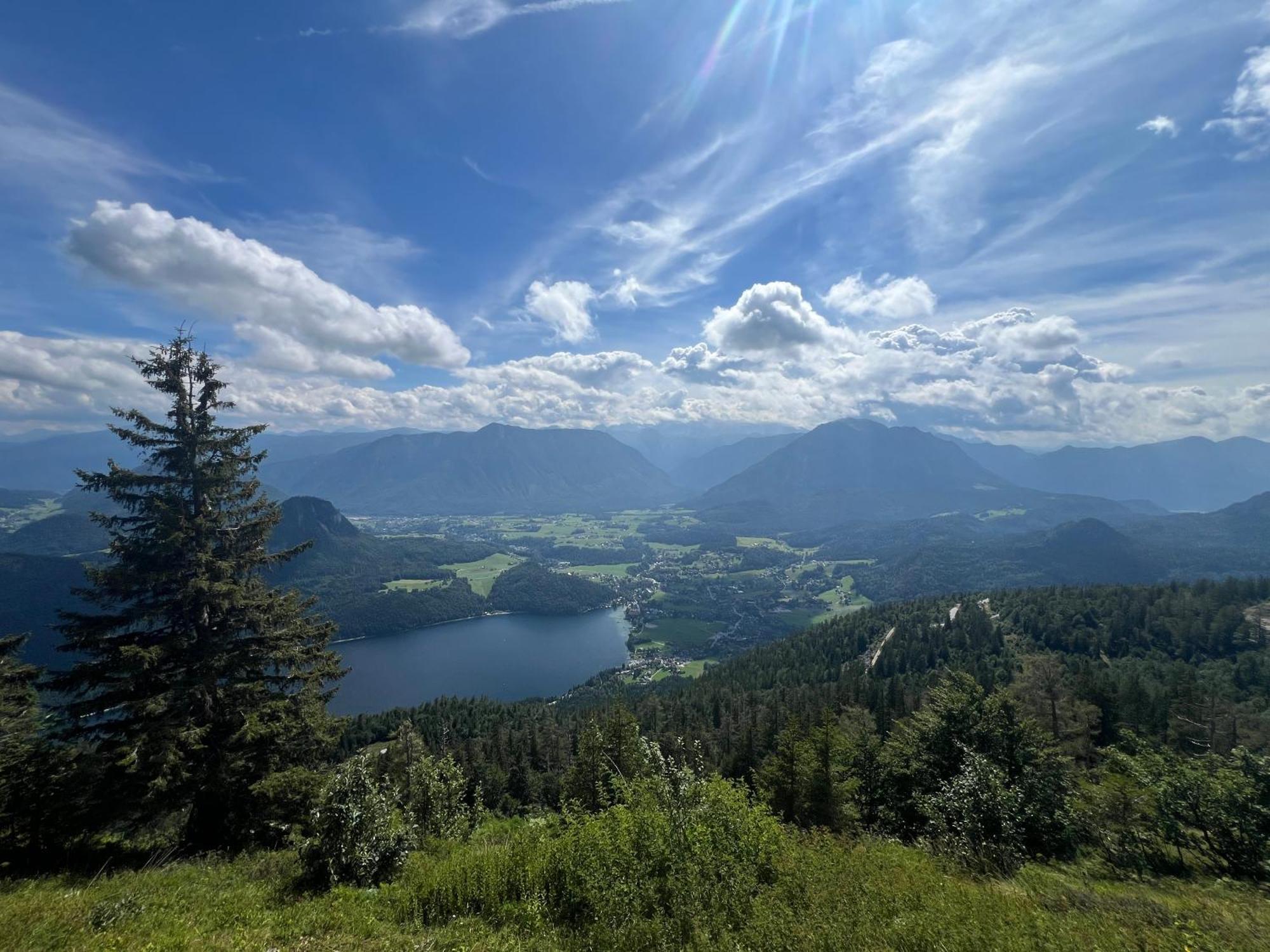 Ausseerland Apartments - Relax, Ski, Hike And Bike, Garden, Parking, Bbq, Near Hallstatt, Loser, Tauplitz And Krippenstein, Free Wi-Fi And Netflix Bad Aussee Exterior foto