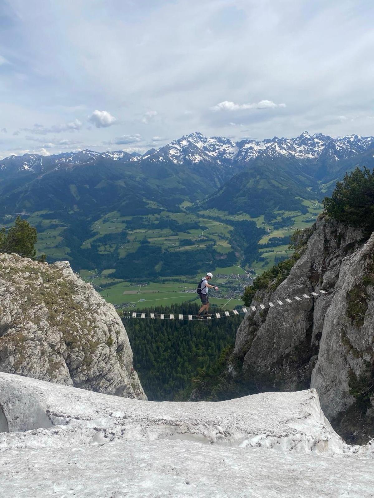Ausseerland Apartments - Relax, Ski, Hike And Bike, Garden, Parking, Bbq, Near Hallstatt, Loser, Tauplitz And Krippenstein, Free Wi-Fi And Netflix Bad Aussee Exterior foto